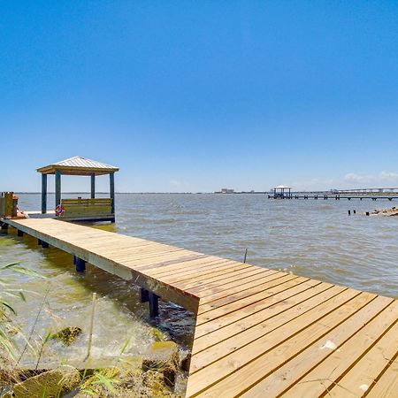 Historic Biloxi Bay Cottage With Beautiful View オーシャンスプリングス エクステリア 写真