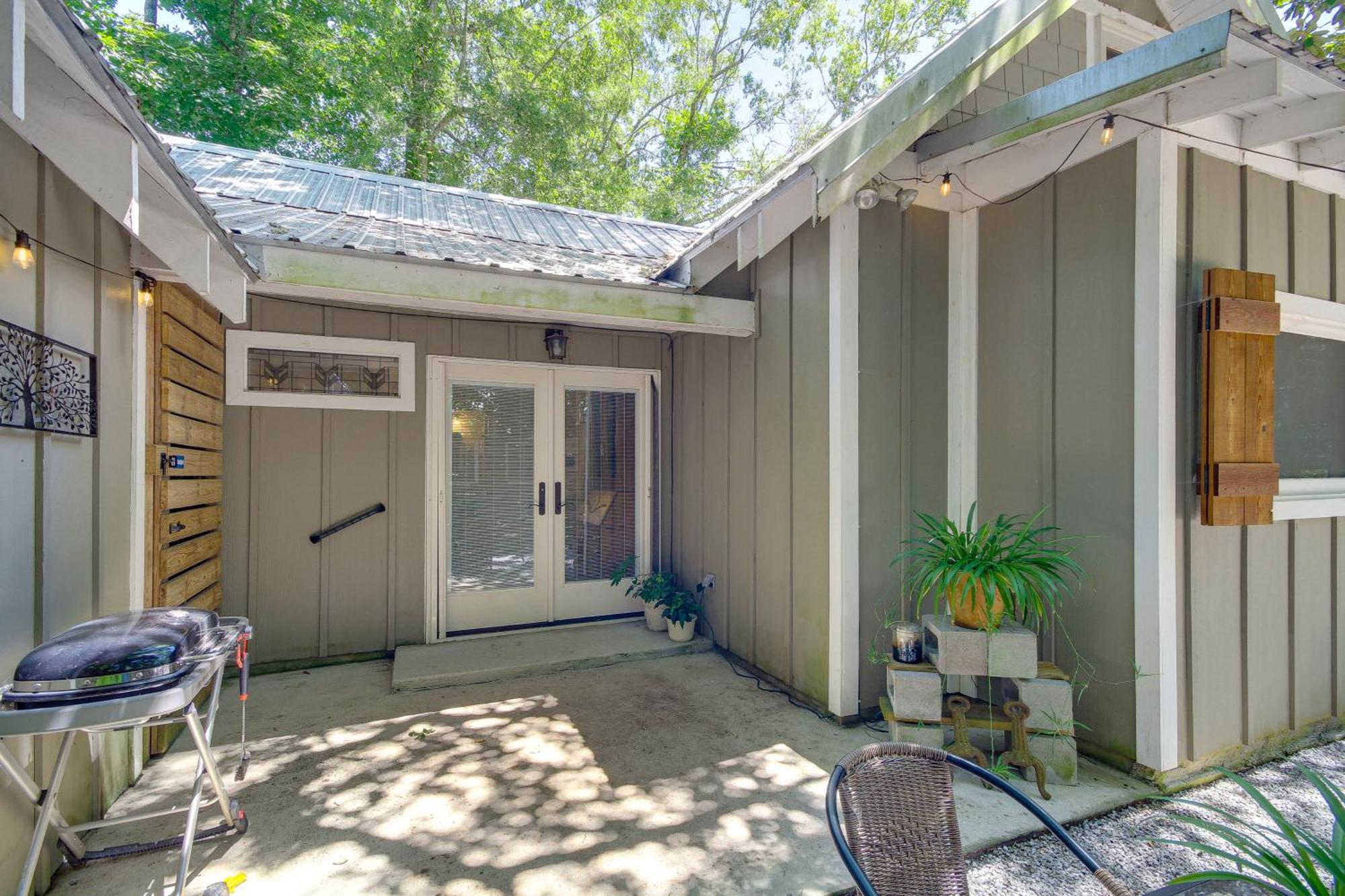 Historic Biloxi Bay Cottage With Beautiful View オーシャンスプリングス エクステリア 写真