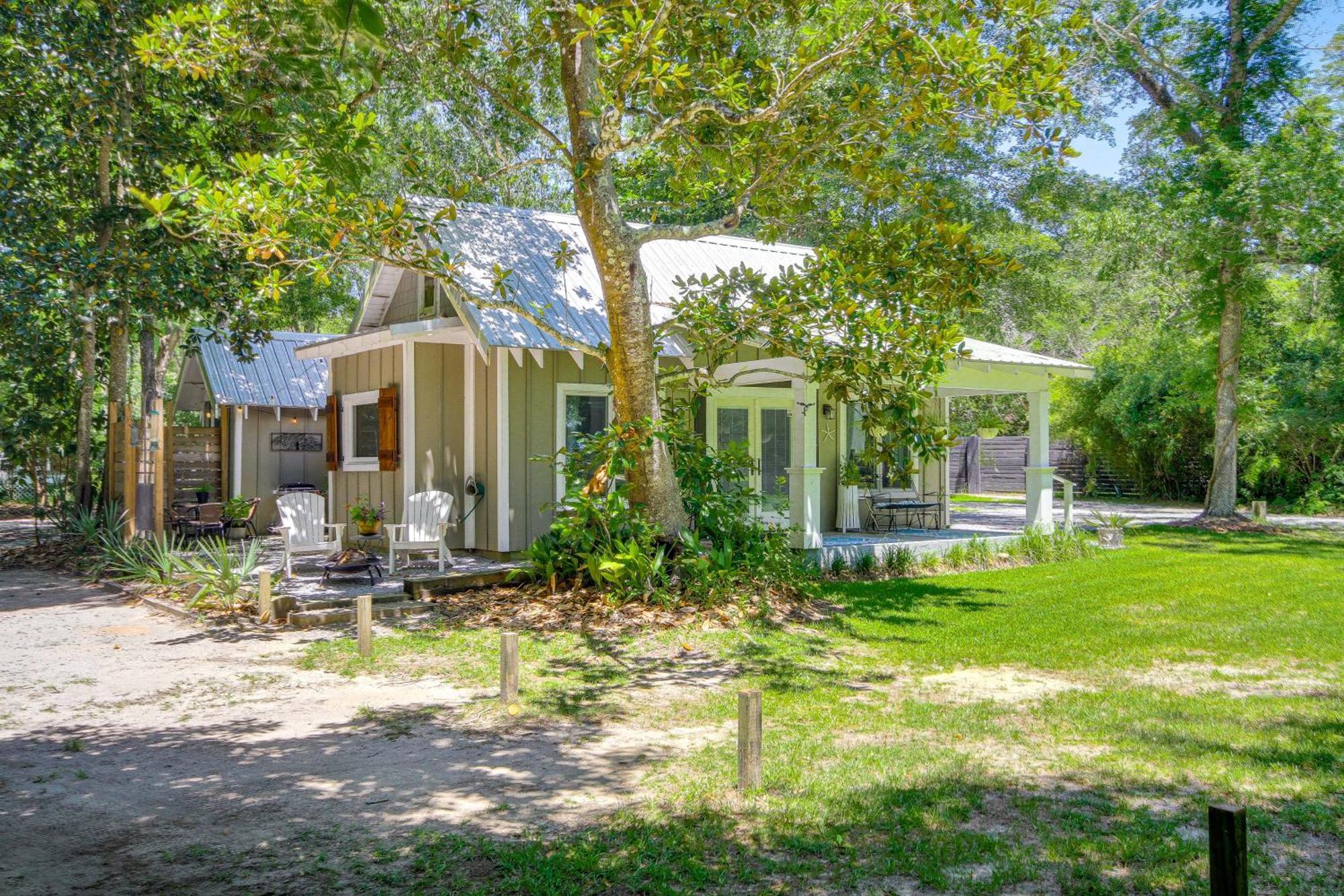 Historic Biloxi Bay Cottage With Beautiful View オーシャンスプリングス エクステリア 写真